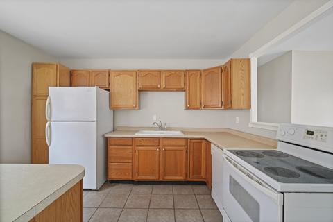 3450 Cambridge Ave, Jackson, MI 49203 photo 8