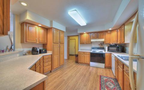 1202 Longfellow Ave, Jackson, MI 49202 photo 5