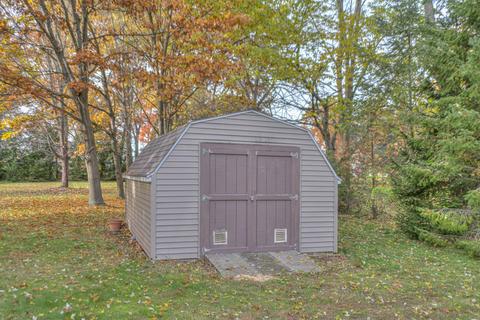 1202 Longfellow Ave, Jackson, MI 49202 photo 23