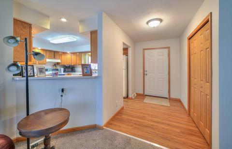 1202 Longfellow Ave, Jackson, MI 49202 photo 2