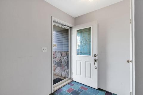 719 Bellevue Ave, Jackson, MI 49202 photo 3
