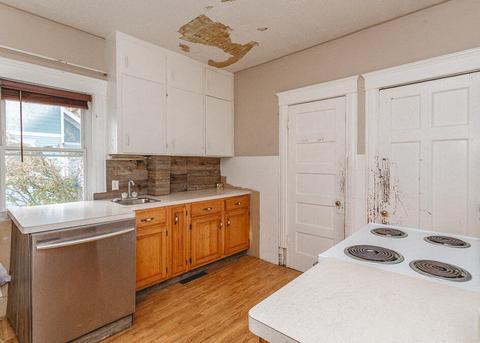 1624 First St, Jackson, MI 49203 photo 23