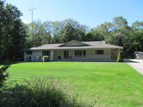 3673 Jay Rd, Whitehall, MI 49461 photo 2
