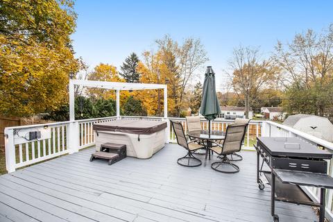 588 Robinson Rd, Jackson, MI 49203 photo 30