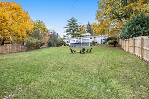 588 Robinson Rd, Jackson, MI 49203 photo 35