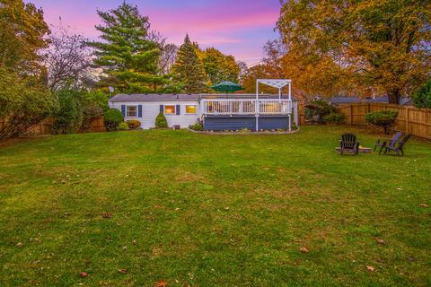 588 Robinson Rd, Jackson, MI 49203 photo 39