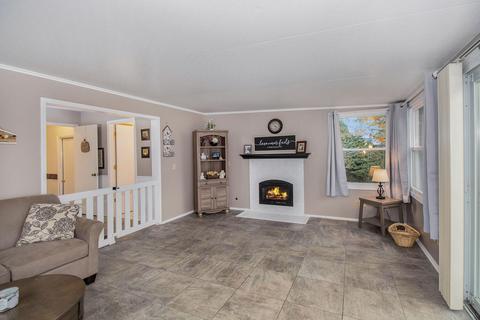 588 Robinson Rd, Jackson, MI 49203 photo 14