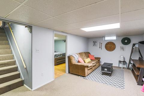 201 Lark St, Jackson, MI 49202 photo 4