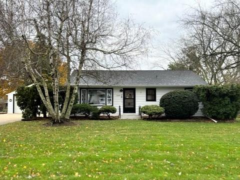 1325 Gerry Dr, Jackson, MI 49202 photo 1