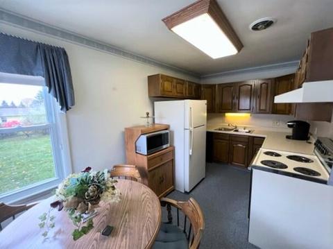 1325 Gerry Dr, Jackson, MI 49202 photo 3