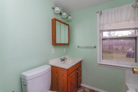3890 E South St, Jackson, MI 49201 photo 5