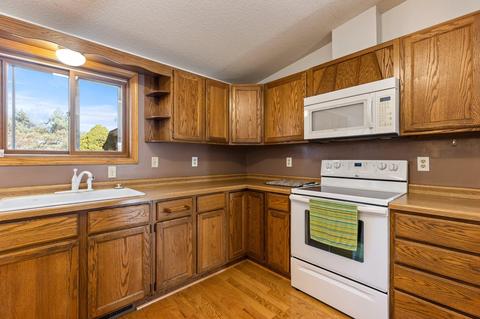 3900 Grey Tower Rd, Jackson, MI 49201 photo 36