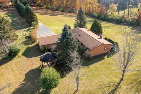 3900 Grey Tower Rd, Jackson, MI 49201 photo 5