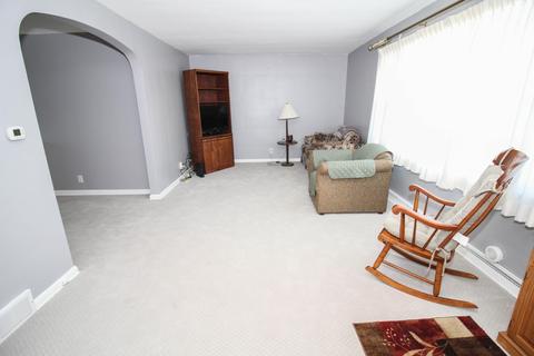 108 W Hoffman St, Three Rivers, MI 49093 photo 9