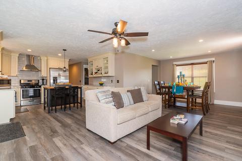 876 Double Eagle, Otsego, MI 49078 photo 8