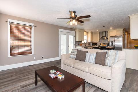 876 Double Eagle, Otsego, MI 49078 photo 6