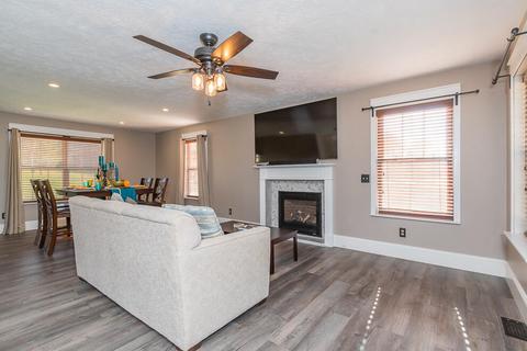 876 Double Eagle, Otsego, MI 49078 photo 7