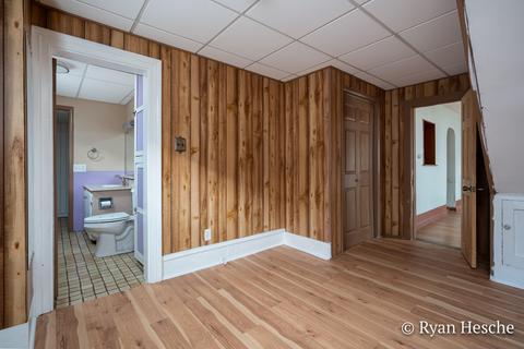 61 E Main St, Saranac, MI 48881 photo 8