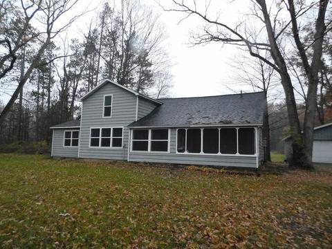 1113 Croton Dr, Newaygo, MI 49337 photo 1