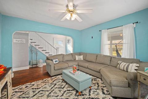 1223 Carson Ave, Jackson, MI 49203 photo 4