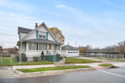 716 Spring St, Three Rivers, MI 49093 photo 1