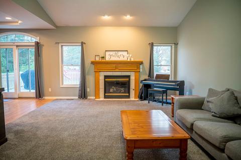 1951 Joy Rd, Adrian, MI 49221 photo 3