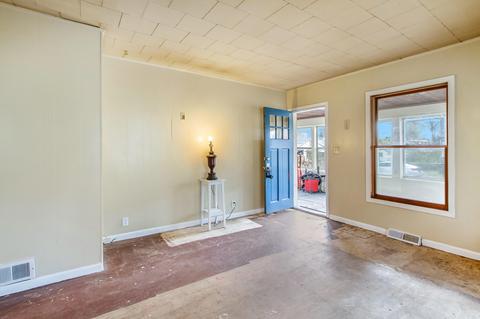 604 Cass Ave, Jackson, MI 49203 photo 5