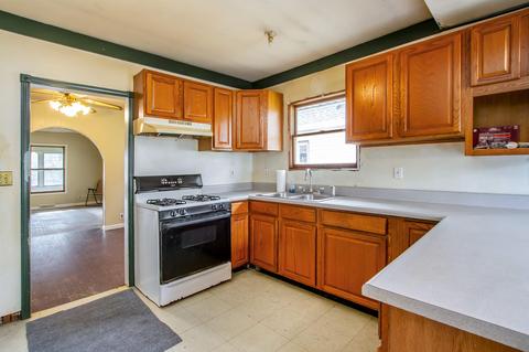 604 Cass Ave, Jackson, MI 49203 photo 9