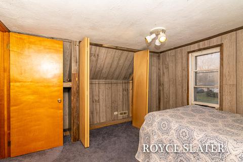 933 Pleasant St, Belding, MI 48809 photo 20