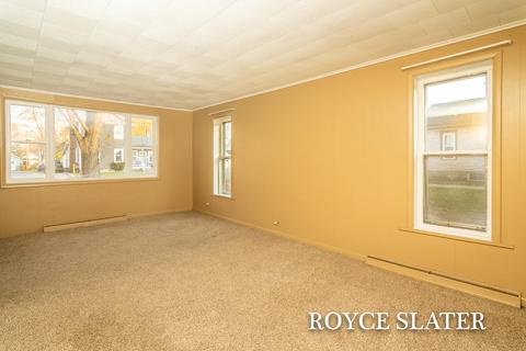 933 Pleasant St, Belding, MI 48809 photo 18