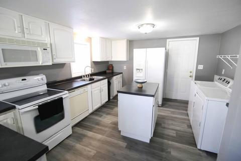 480 E Arbor St, Marcellus, MI 49067 photo 3