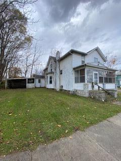 1000 Adrian, Jackson, MI 49203 photo 2