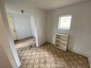 1000 Adrian, Jackson, MI 49203 photo 6