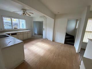 1000 Adrian, Jackson, MI 49203 photo 5