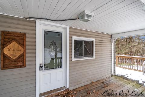 505 E Day St, Stanton, MI 48888 photo 27