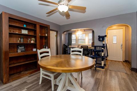 11 E Beech St, Three Oaks, MI 49128 photo 10