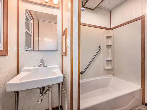 259 Stanford Ln, Jackson, MI 49203 photo 16
