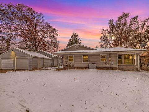 259 Stanford Ln, Jackson, MI 49203 photo 1