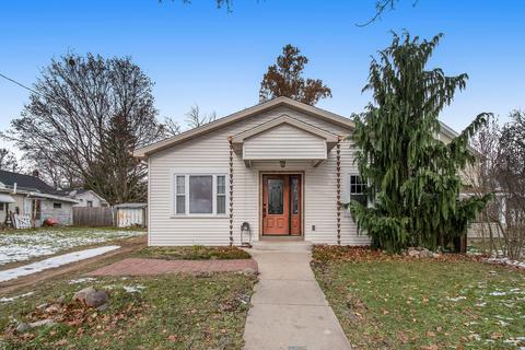 615 E Green St, Marshall, MI 49068 photo 1