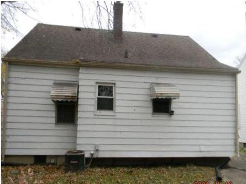 976 Johnson Ave, Flint, MI 48532 photo 2