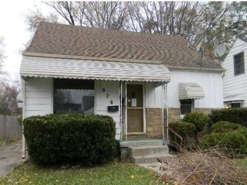976 Johnson Ave, Flint, MI 48532 photo 1