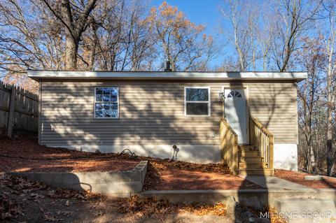 5369 109th Ave, Pullman, MI 49450 photo 1