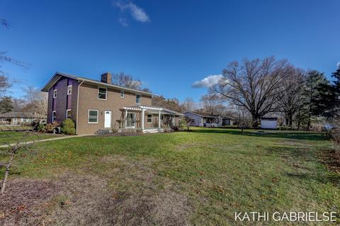 618 Fall St, Spring Lake, MI 49456 photo 5