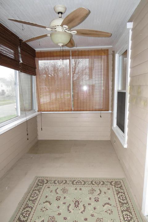 322 N Dwight St, Jackson, MI 49202 photo 4