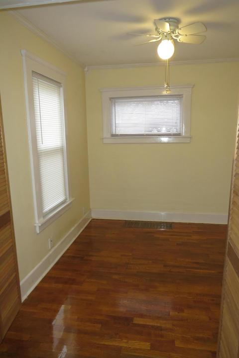 322 N Dwight St, Jackson, MI 49202 photo 8