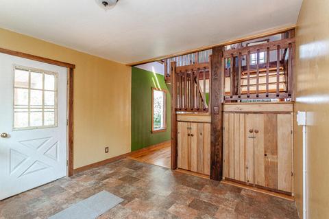 227 Edgewood Dr, Jackson, MI 49201 photo 12