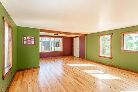 227 Edgewood Dr, Jackson, MI 49201 photo 14