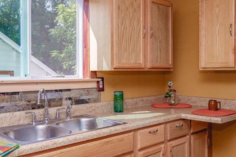 227 Edgewood Dr, Jackson, MI 49201 photo 10