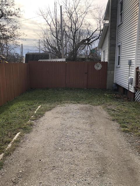 211 4th St, Spring Lake, MI 49456 photo 3