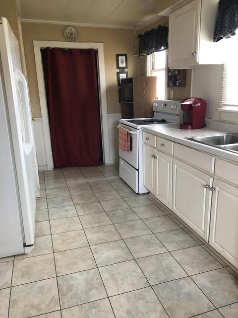 211 4th St, Spring Lake, MI 49456 photo 6